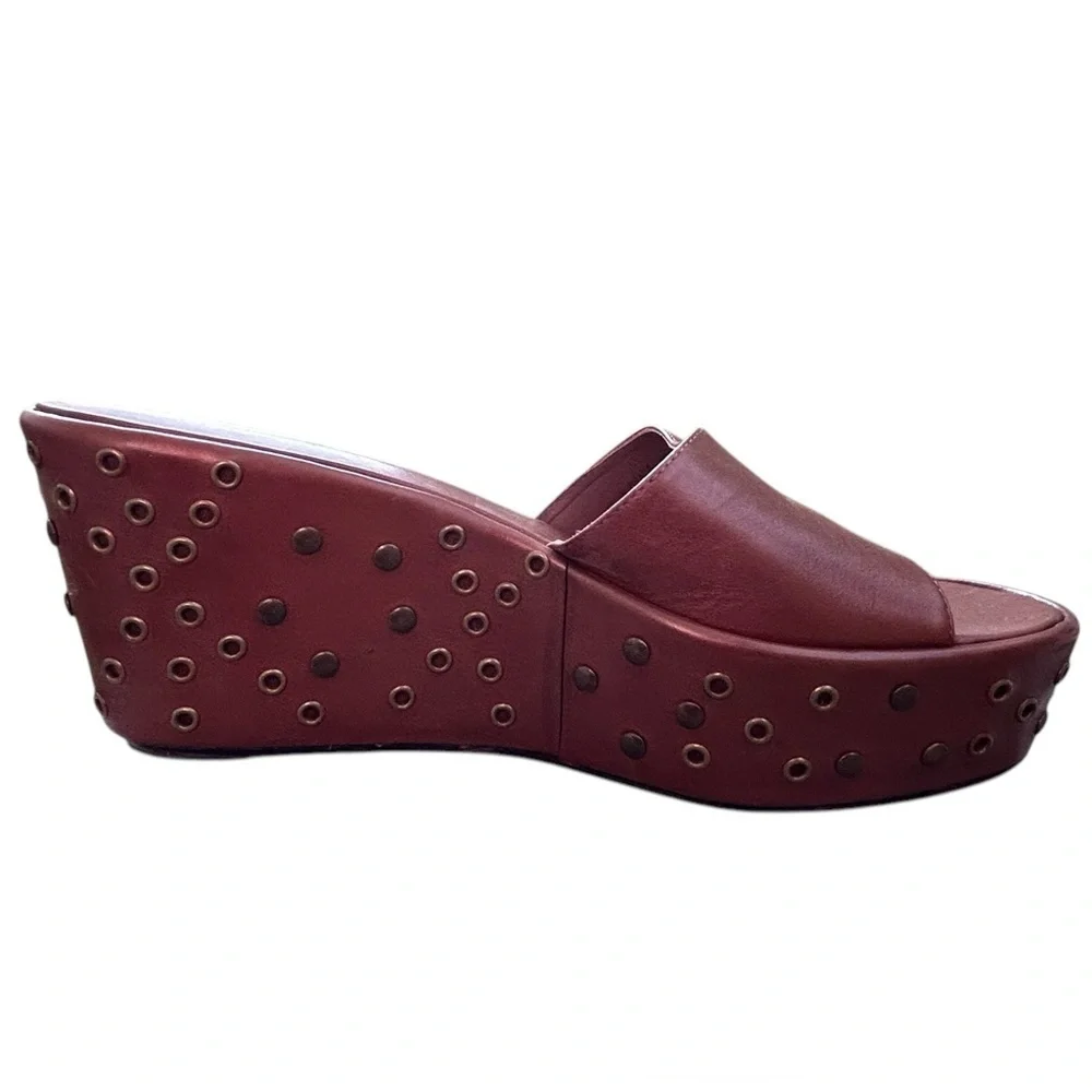 Anne Klein Leather Wedge Platforem Sandals w/ Metal‎ Studs & Rings Sz 10
